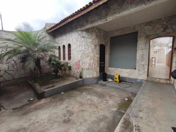 CASA À VENDA NO BAIRRO TORRES DE SÃO JOSÉ EM JUNDIAÍ/SP