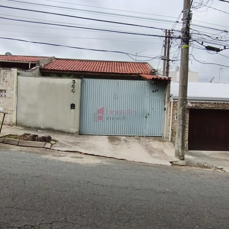 CASA À VENDA NO BAIRRO TORRES DE SÃO JOSÉ EM JUNDIAÍ/SP
