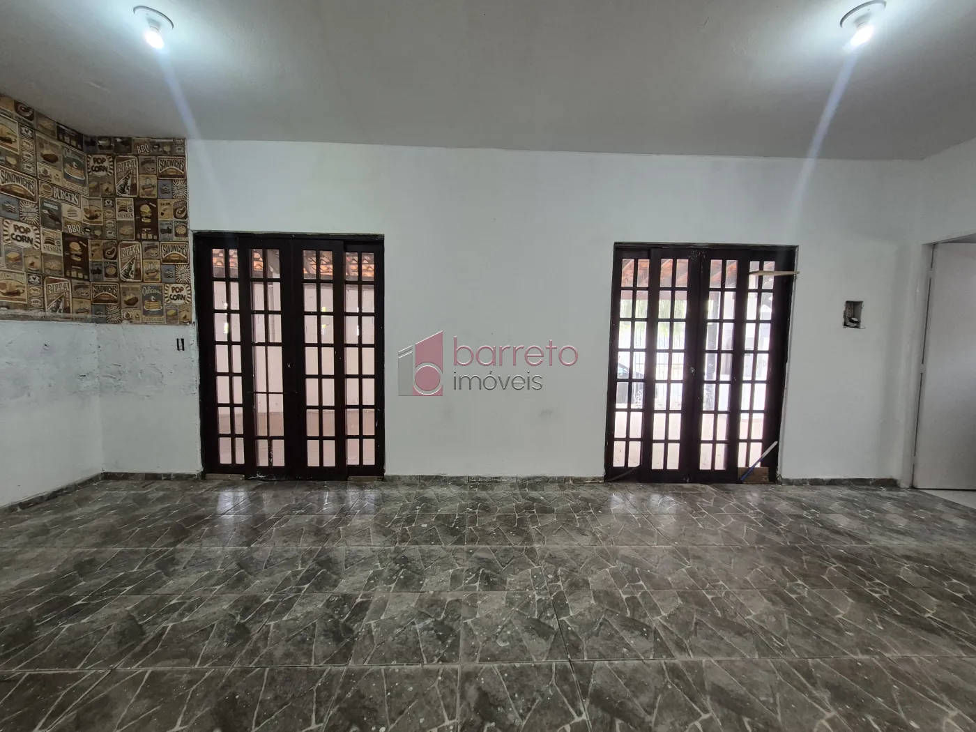 CASA COMERCIAL PARA VENDA NO BAIRRO PARQUE RESIDENCIAL JUNDIAÍ – JUNDIAÍ/SP