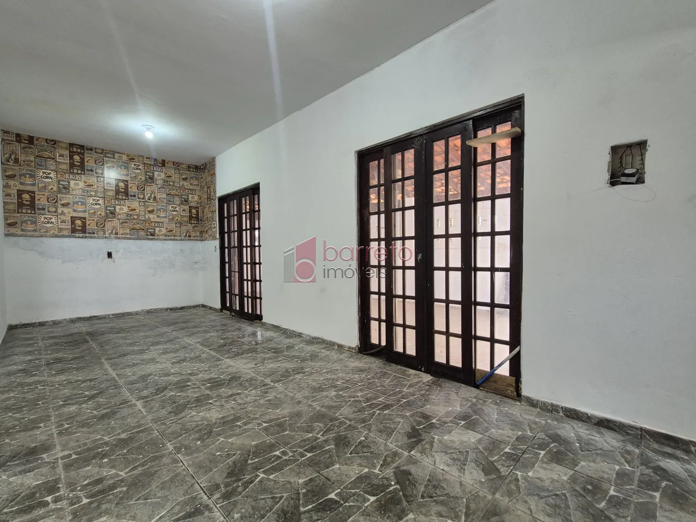 CASA COMERCIAL PARA VENDA NO BAIRRO PARQUE RESIDENCIAL JUNDIAÍ – JUNDIAÍ/SP
