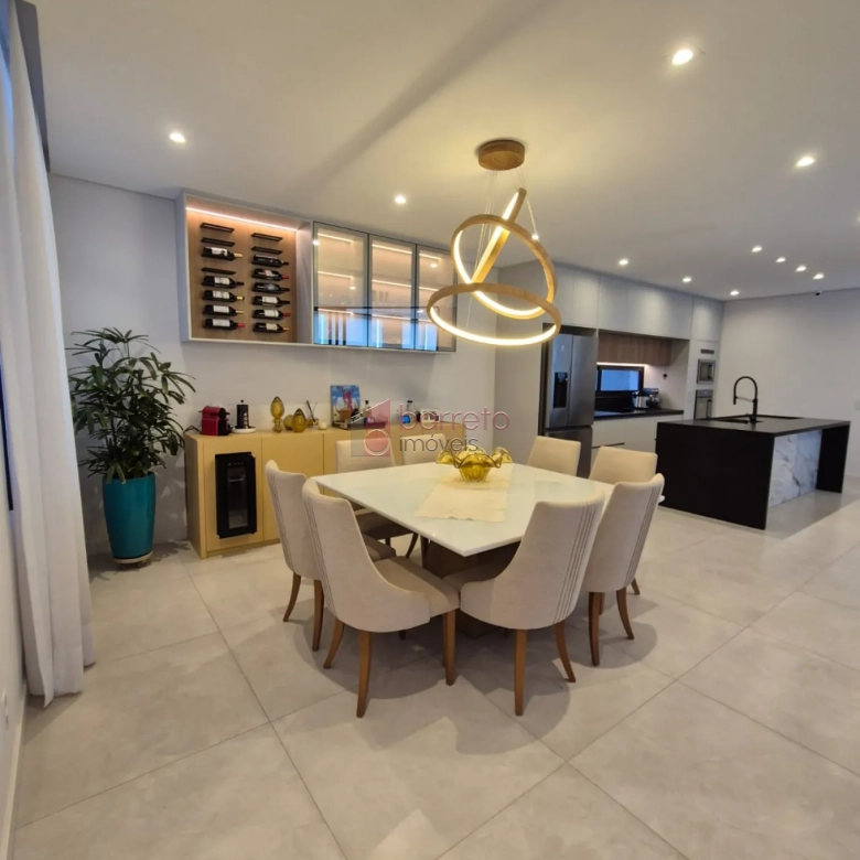 CASA ALTO PADRÃO À VENDA NO CONDOMÍNIO BELLA VITTÁ – JUNDIAÍ/SP