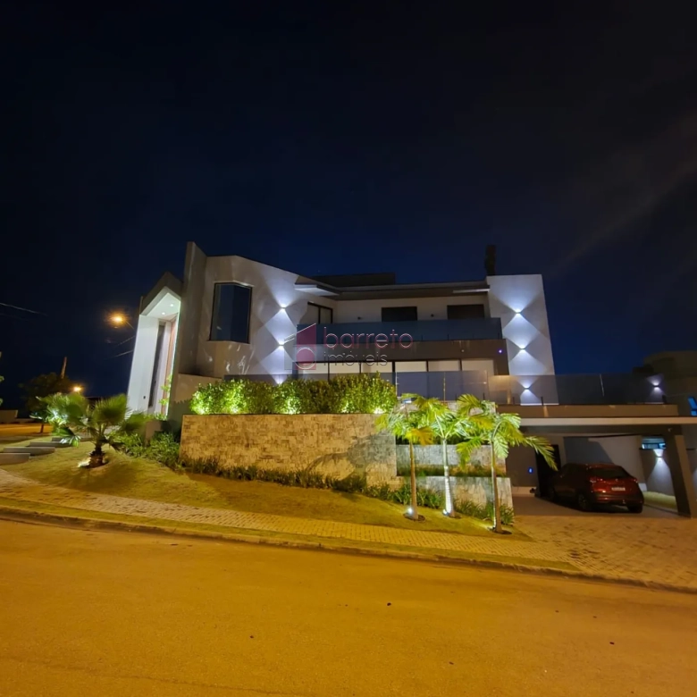 CASA ALTO PADRÃO À VENDA NO CONDOMÍNIO BELLA VITTÁ – JUNDIAÍ/SP