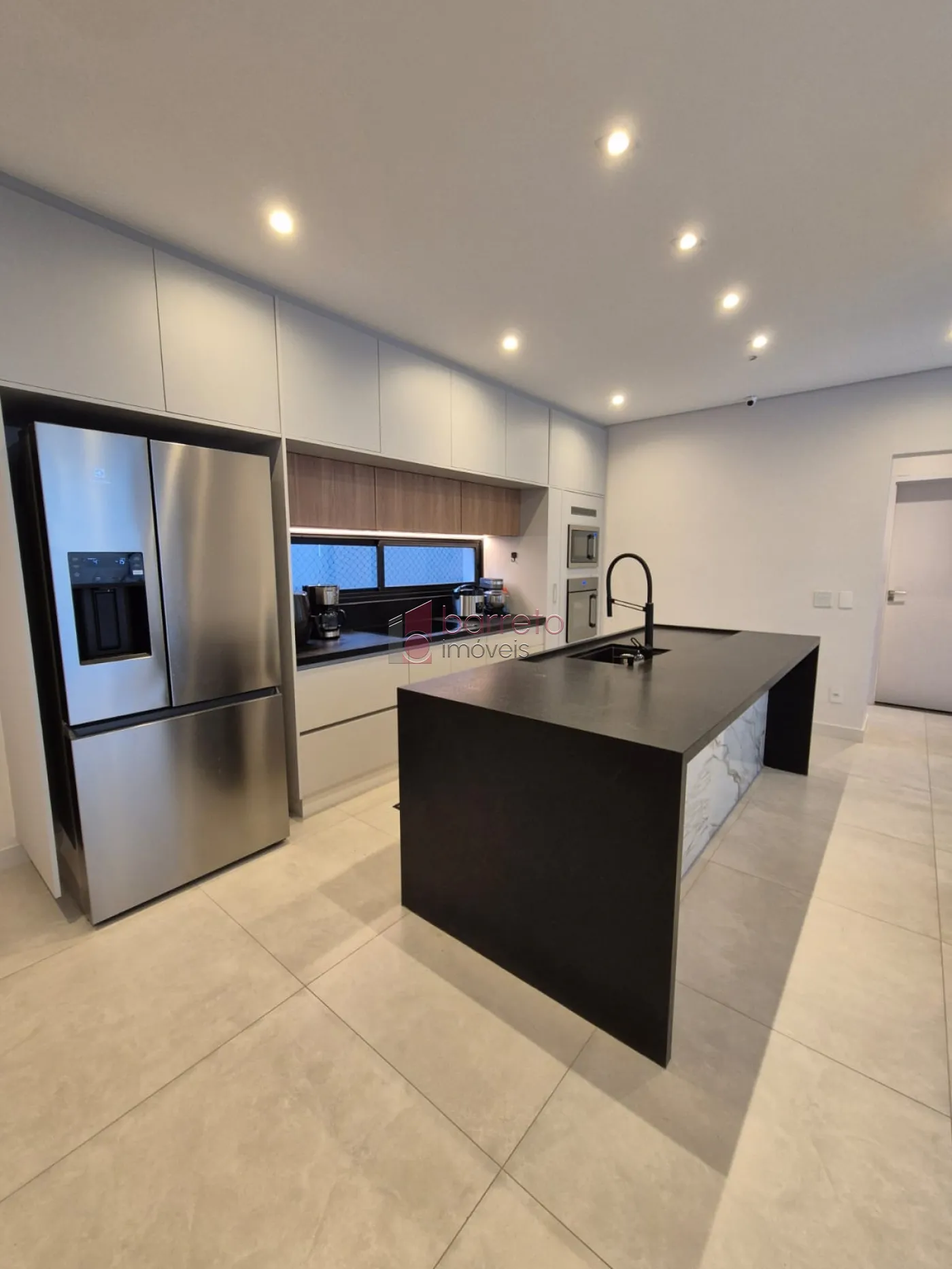 CASA ALTO PADRÃO À VENDA NO CONDOMÍNIO BELLA VITTÁ – JUNDIAÍ/SP