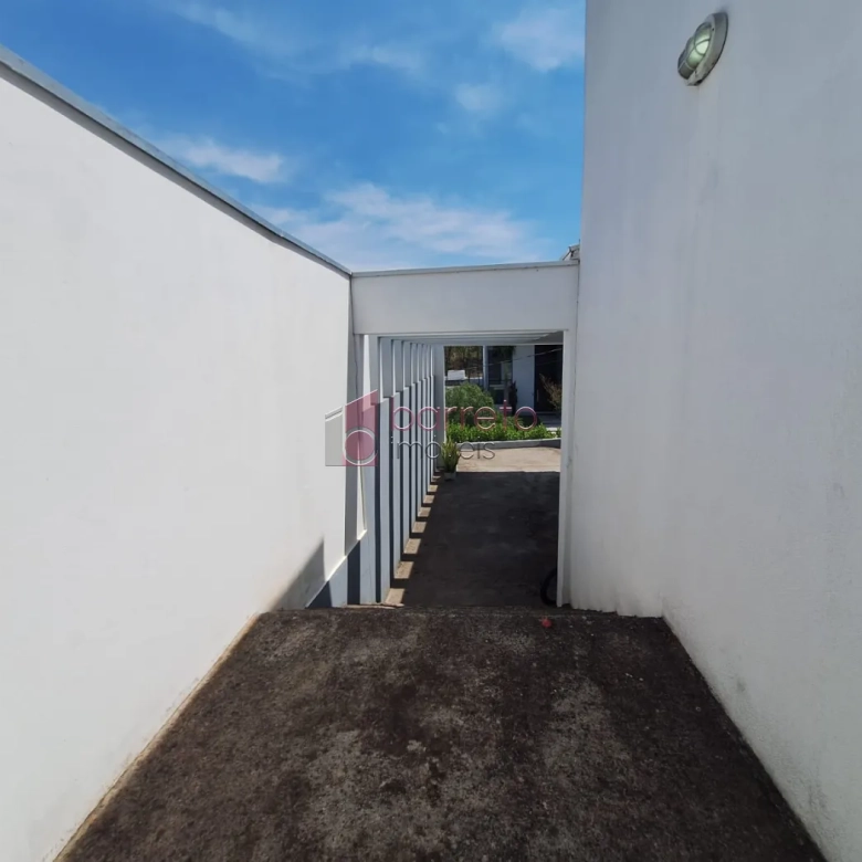CASA TERREA À VENDA NO CONDOMÍNIO TERRAS DE JUNDIAÍ – VALE AZUL – JUNDIAÍ/SP