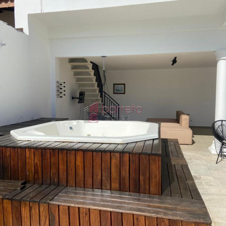CASA DE ALTO PADRÃO À VENDA NO CONDOMÍNIO FAZENDA CAMPO VERDE – JUNDIAÍ/SP
