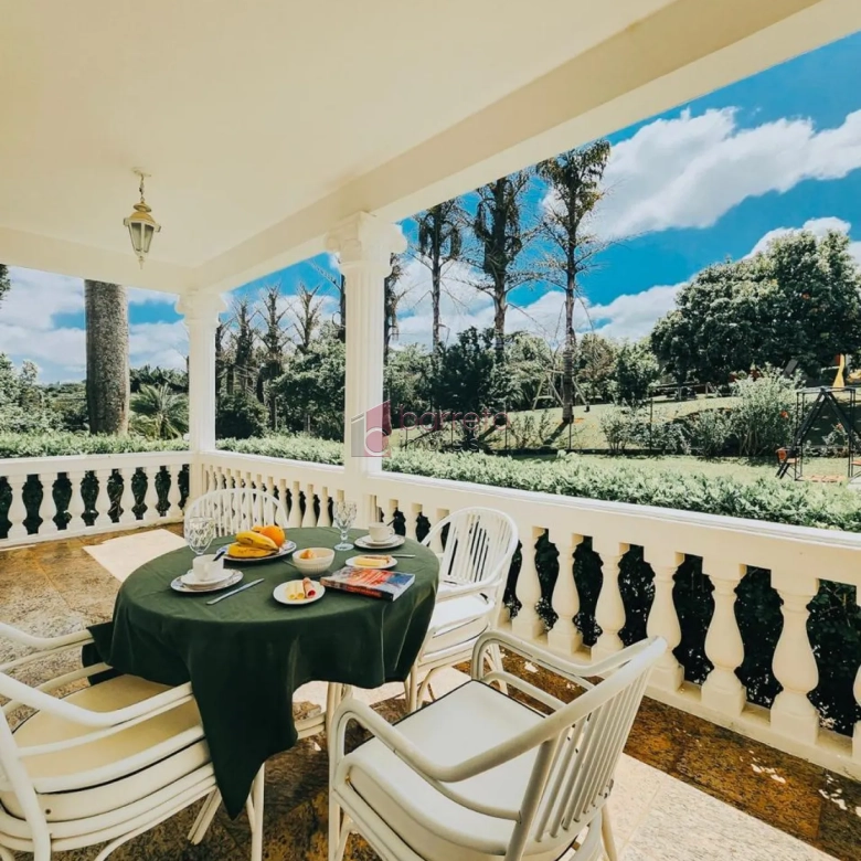 CASA DE ALTO PADRÃO À VENDA NO CONDOMÍNIO FAZENDA CAMPO VERDE – JUNDIAÍ/SP