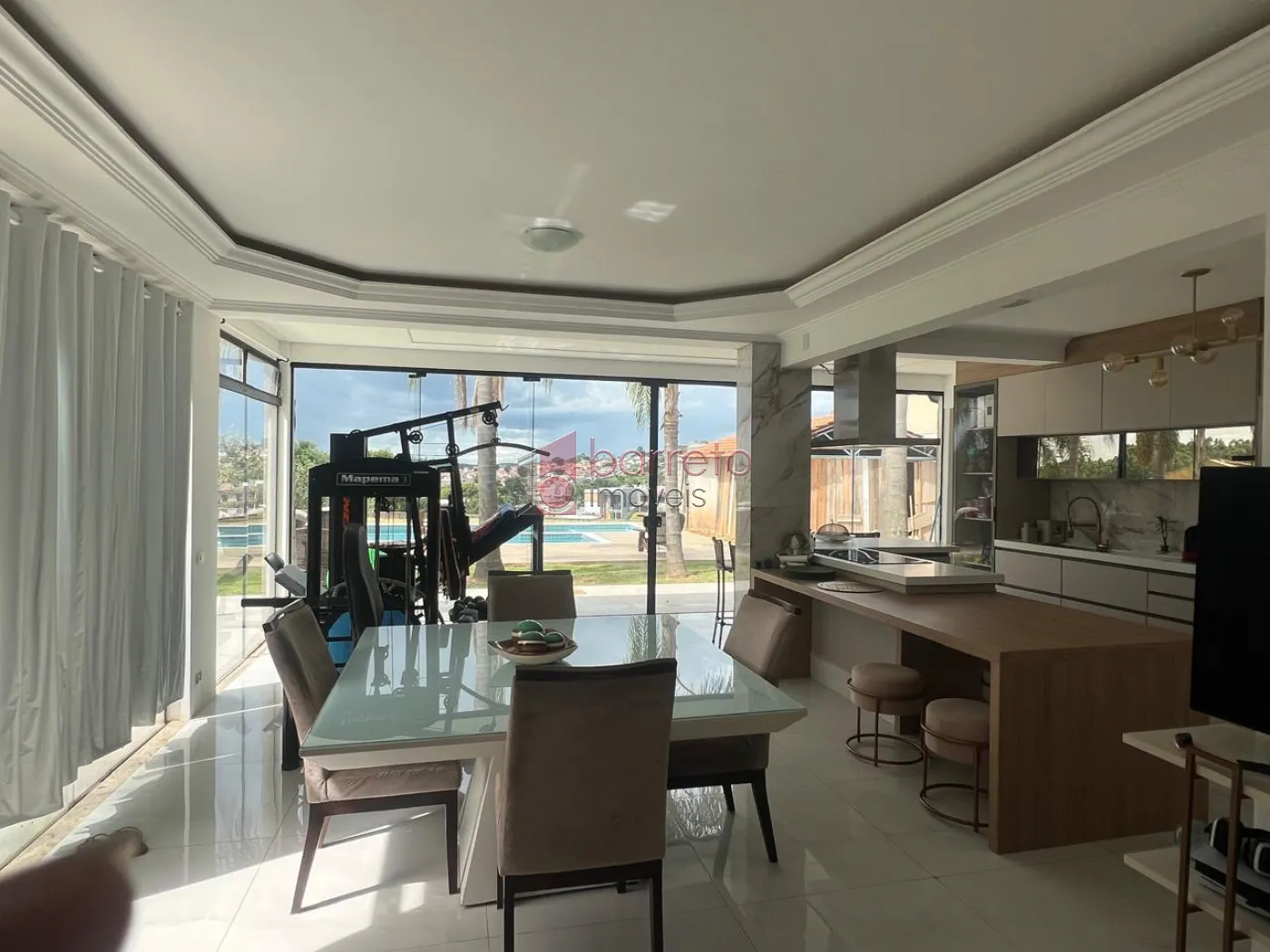 CASA COM 04 SUÍTES À VENDA NO CONDOMÍNIO PORTAL DA COLINA EM JUNDIAÍ/SP