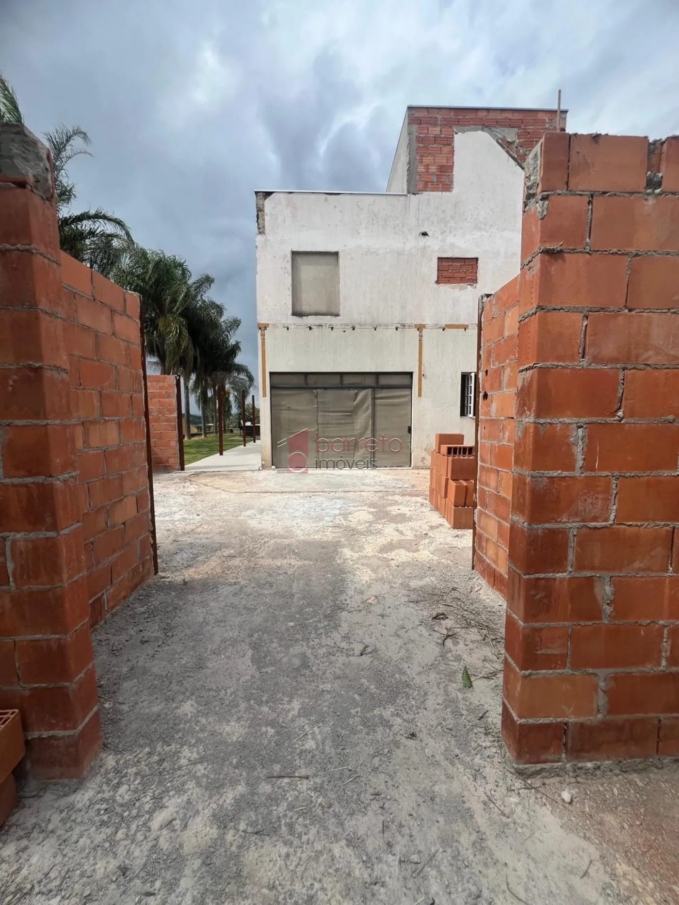 CASA COM 04 SUÍTES À VENDA NO CONDOMÍNIO PORTAL DA COLINA EM JUNDIAÍ/SP