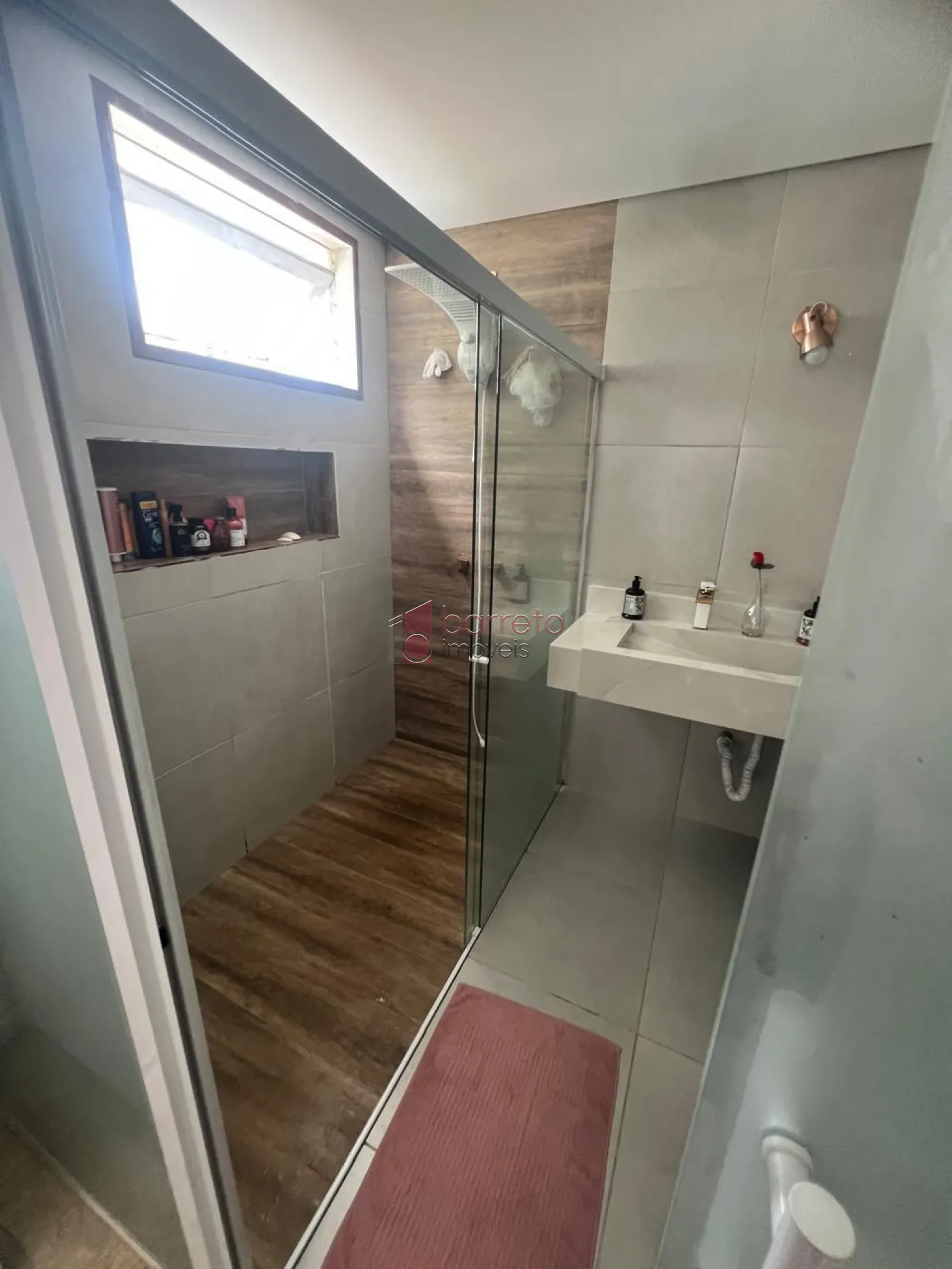 CASA COM 04 SUÍTES À VENDA NO CONDOMÍNIO PORTAL DA COLINA EM JUNDIAÍ/SP