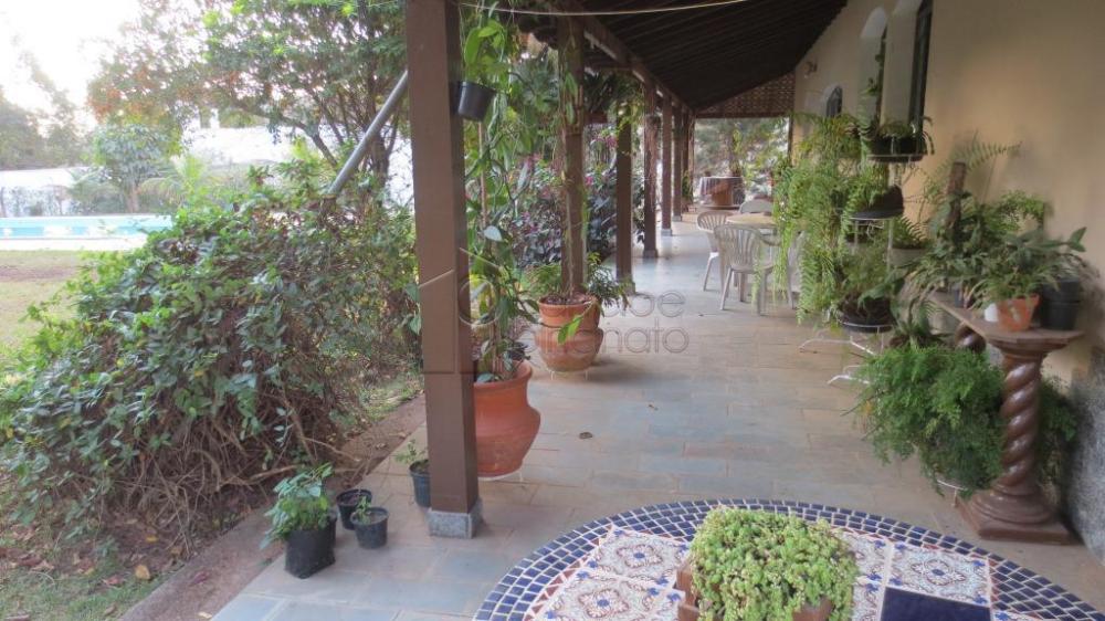 CASA À VENDA E LOCAÇÃO NO LOTEAMENTO MORADA MEDITERRÂNEA – ENGORDADOURO – JUNDIAÍ/SP