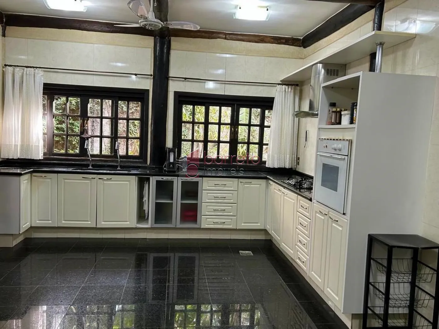 CASA À VENDA NO CONDOMÍNIO CHÁCARA MALOTA EM JUNDIAÍ/SP