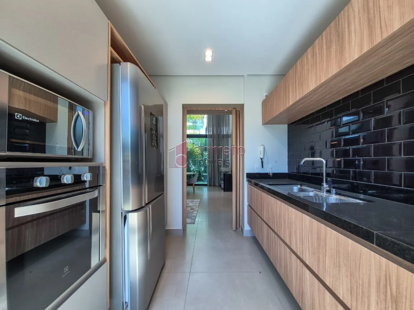 CASA PARA VENDA E LOCAÇÃO COM 01 SUÍTE – CONDOMÍNIO VEDUTA BLU – JUNDIAÍ/SP