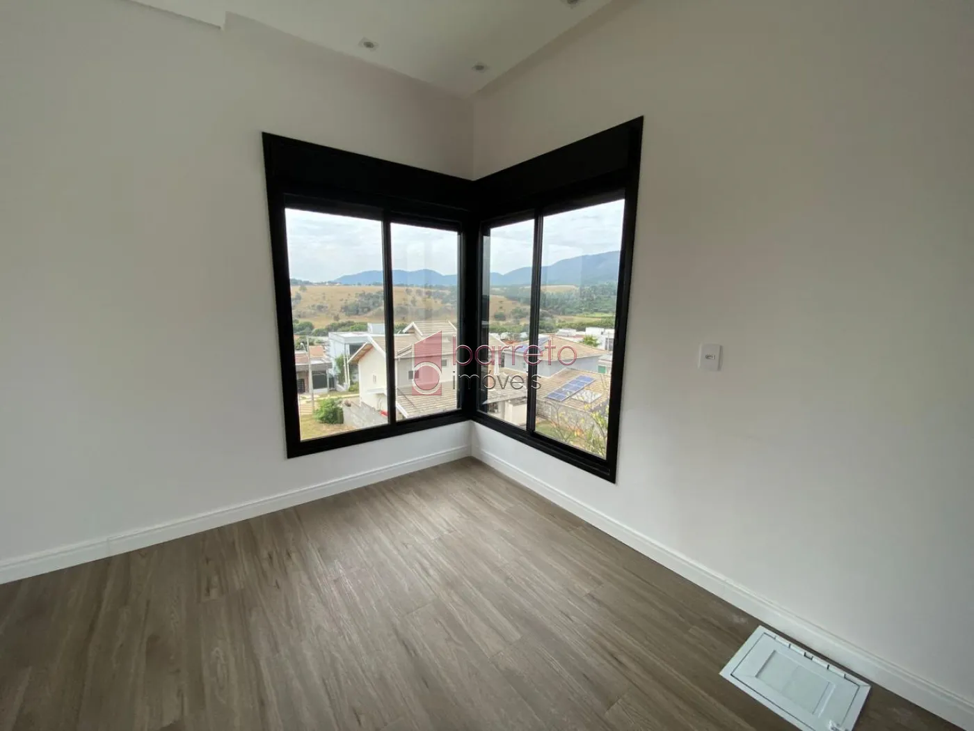 CASA À VENDA NO CONDOMÍNIO RESERVA DA SERRA – JUNDIAÍ/SP
