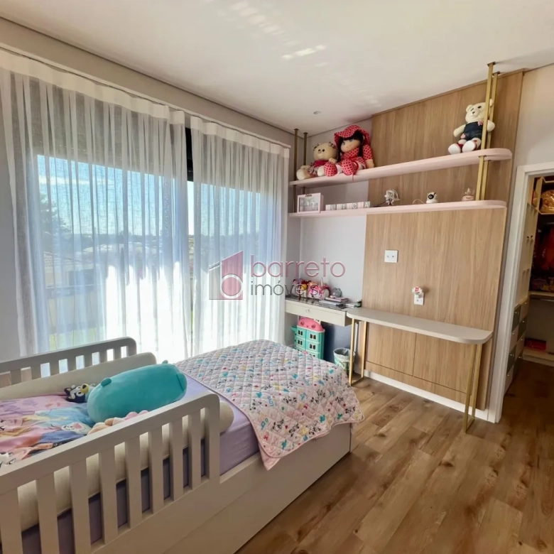 CASA À VENDA NO CONDOMÍNIO RESERVA DA SERRA EM JUNDIAÍ/SP