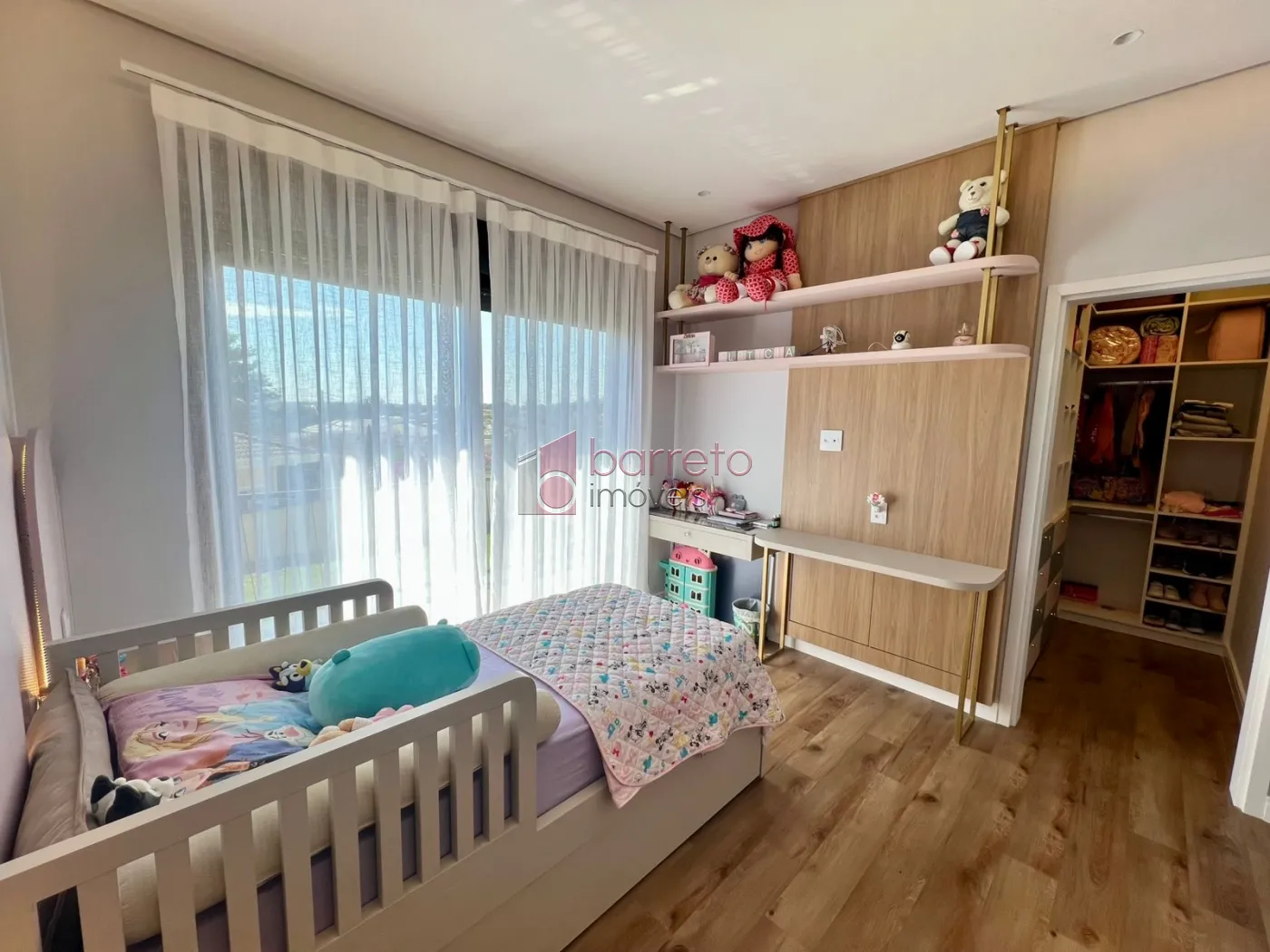 CASA À VENDA NO CONDOMÍNIO RESERVA DA SERRA EM JUNDIAÍ/SP