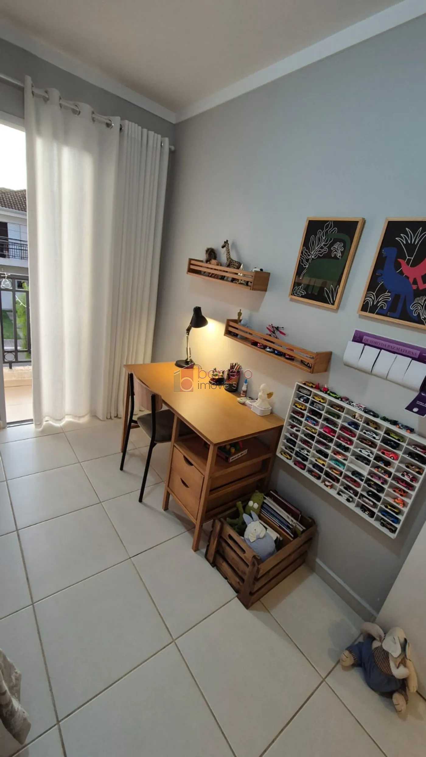 SOBRADO À VENDA – 03 QUARTOS – CONDOMÍNIO THINA  – JUNDIAÍ/SP