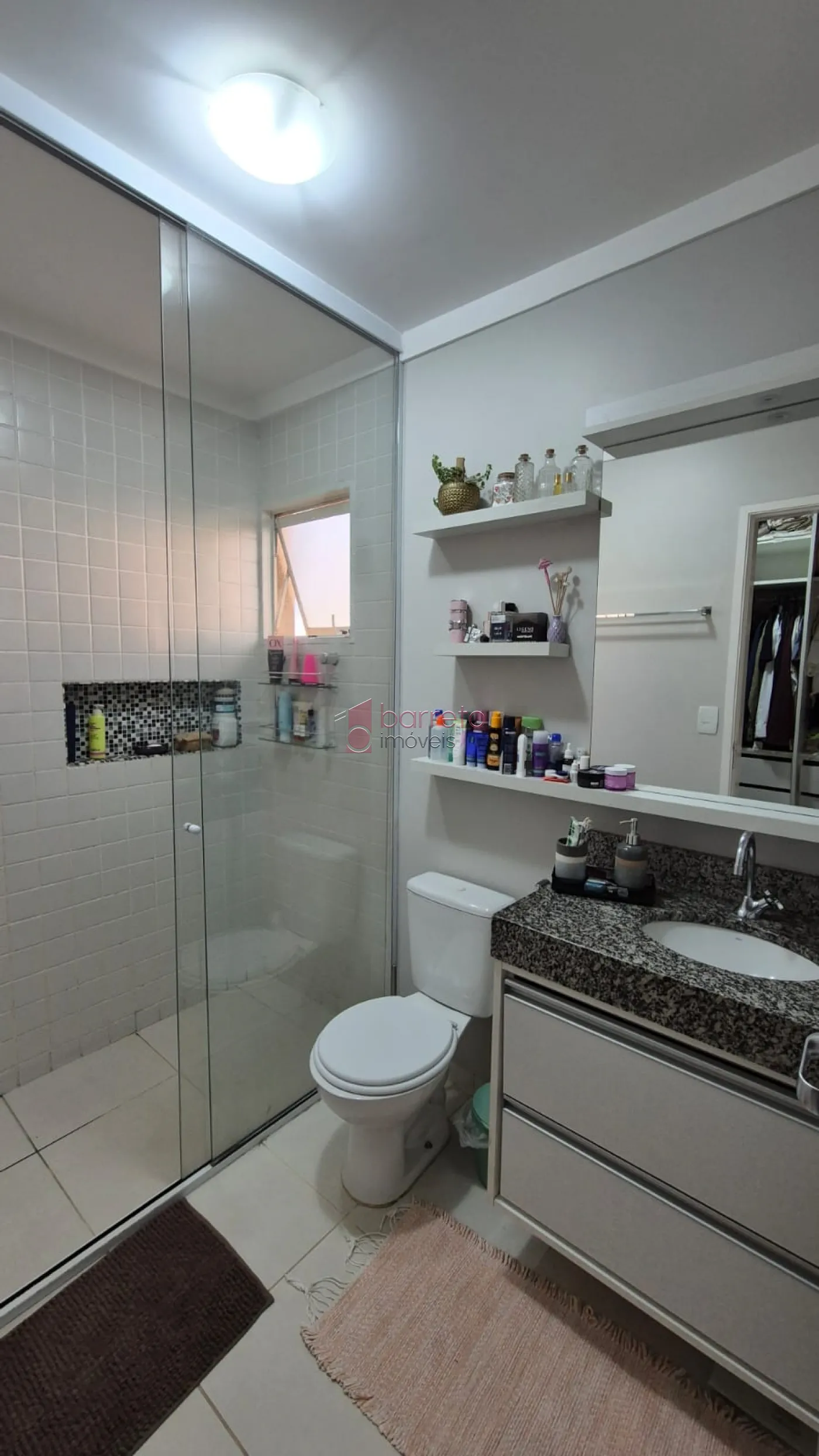 SOBRADO À VENDA – 03 QUARTOS – CONDOMÍNIO THINA  – JUNDIAÍ/SP