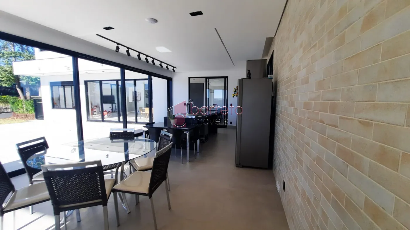 CASA À VENDA NO CONDOMÍNIO TERRAS DO CAXAMBÚ – BAIRRO CAXAMBÚ – JUNDIAÍ/SP