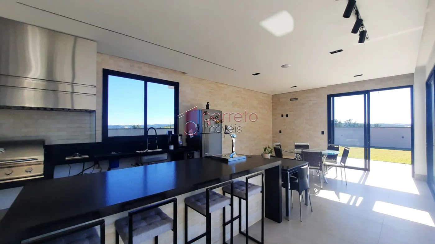 CASA À VENDA NO CONDOMÍNIO TERRAS DO CAXAMBÚ – BAIRRO CAXAMBÚ – JUNDIAÍ/SP