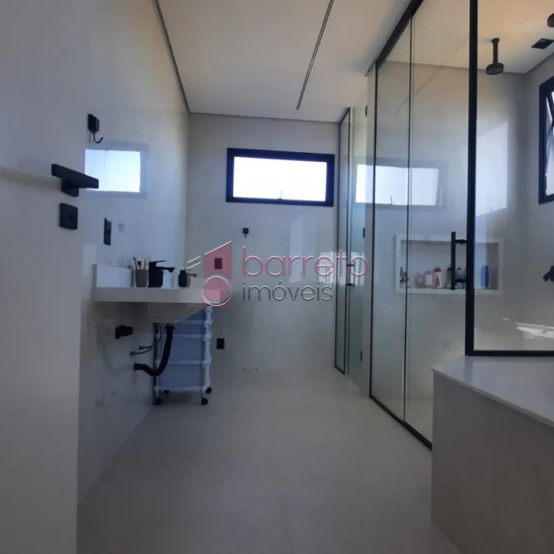 CASA À VENDA NO CONDOMÍNIO TERRAS DO CAXAMBÚ – BAIRRO CAXAMBÚ – JUNDIAÍ/SP