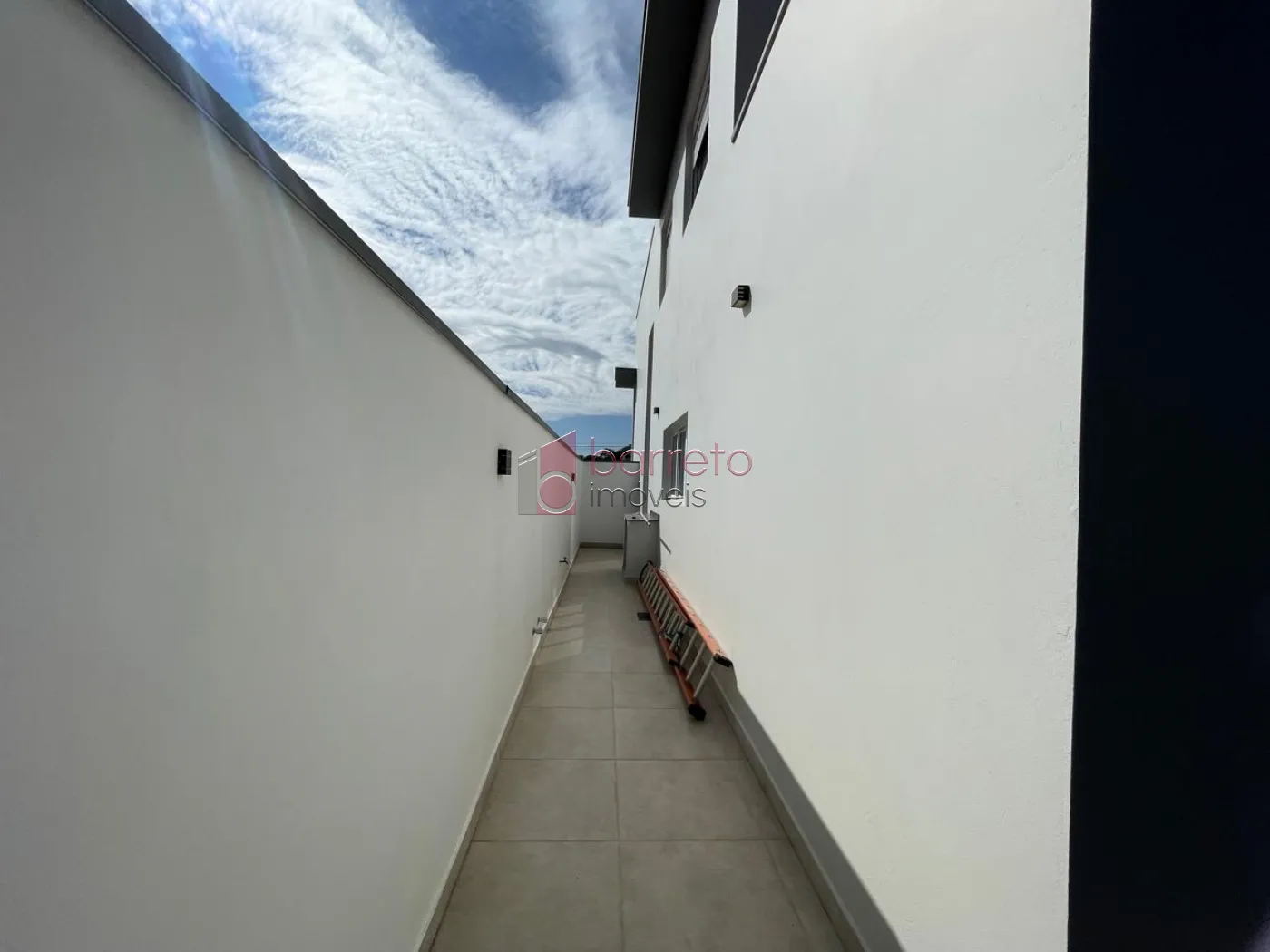 CASA À VENDA NO CONDOMÍNIO BELLA VITTÁ NO JARDIM CELESTE EM JUNDIAÍ/SP