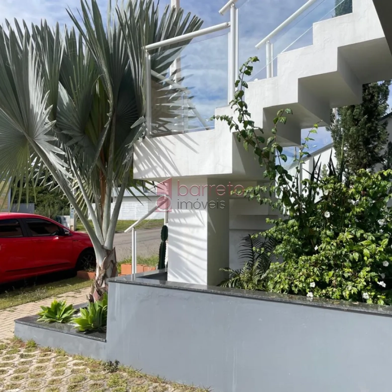 CASA À VENDA NO CONDOMÍNIO BELLA VITTÁ NO JARDIM CELESTE EM JUNDIAÍ/SP