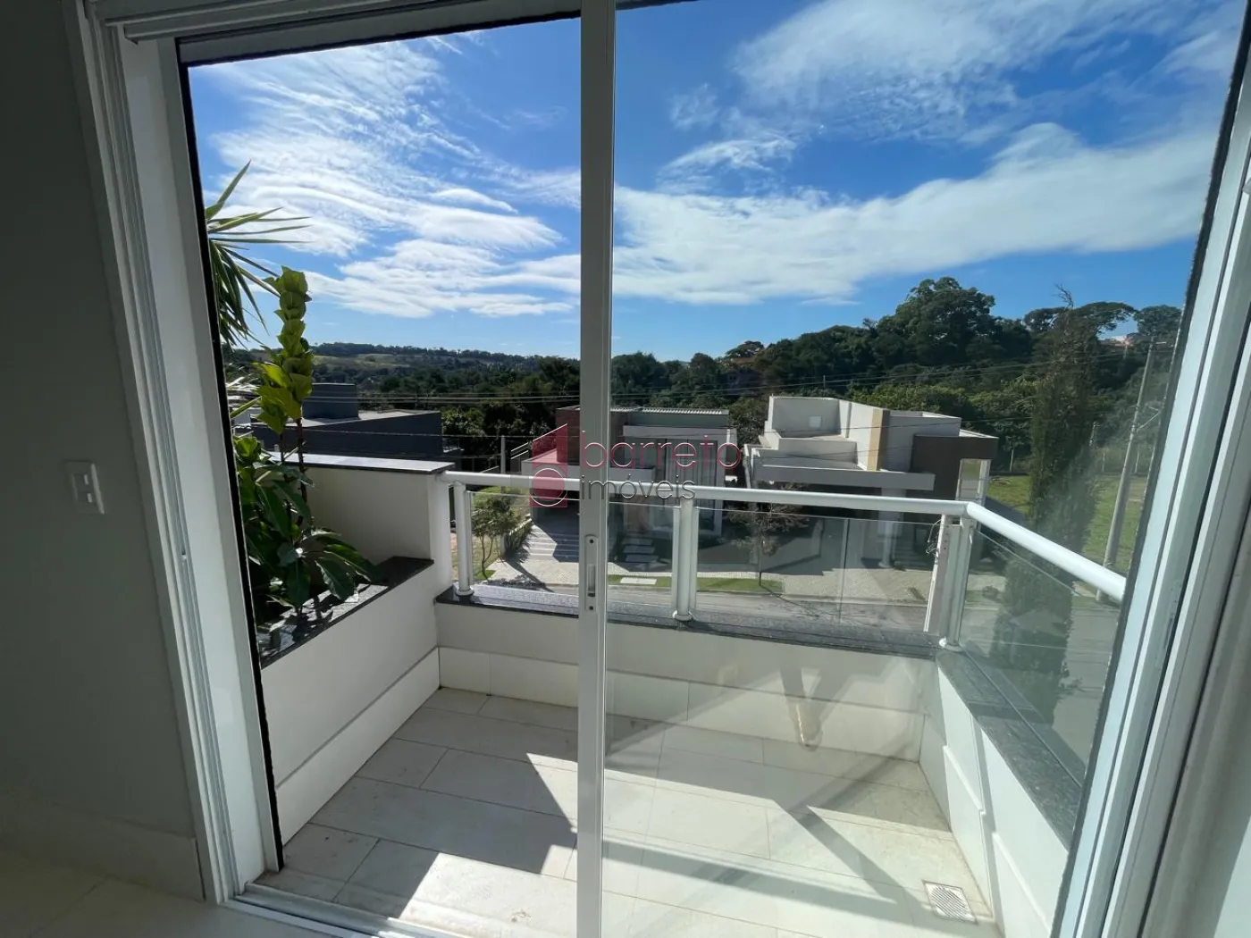 CASA À VENDA NO CONDOMÍNIO BELLA VITTÁ NO JARDIM CELESTE EM JUNDIAÍ/SP