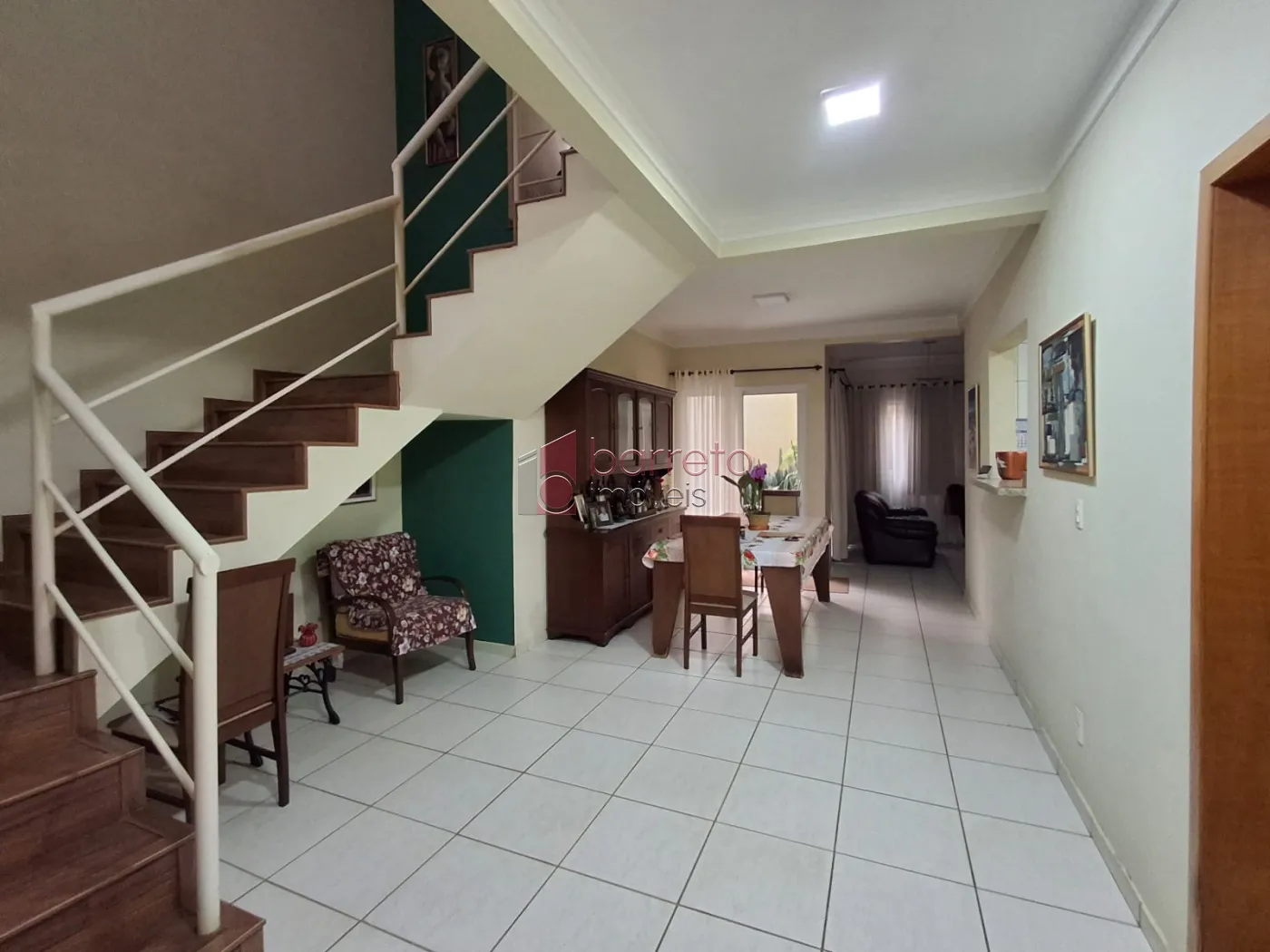 CASA PARA VENDA, NO CONDOMÍNIO VILLAGIO DA SERRA – BAIRRO JARDIM DAS SAMAMBAIAS – JUNDIAÍ – SP
