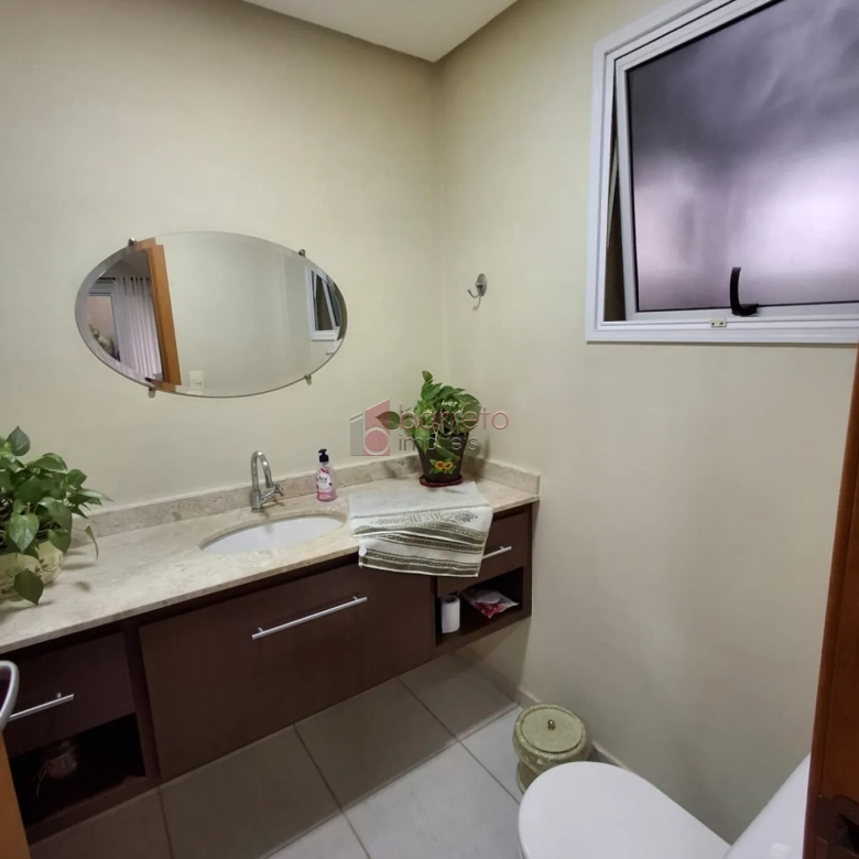 CASA PARA VENDA NO CONDOMÍNIO VILLAGIO DA SERRA – JUNDIAÍ/SP