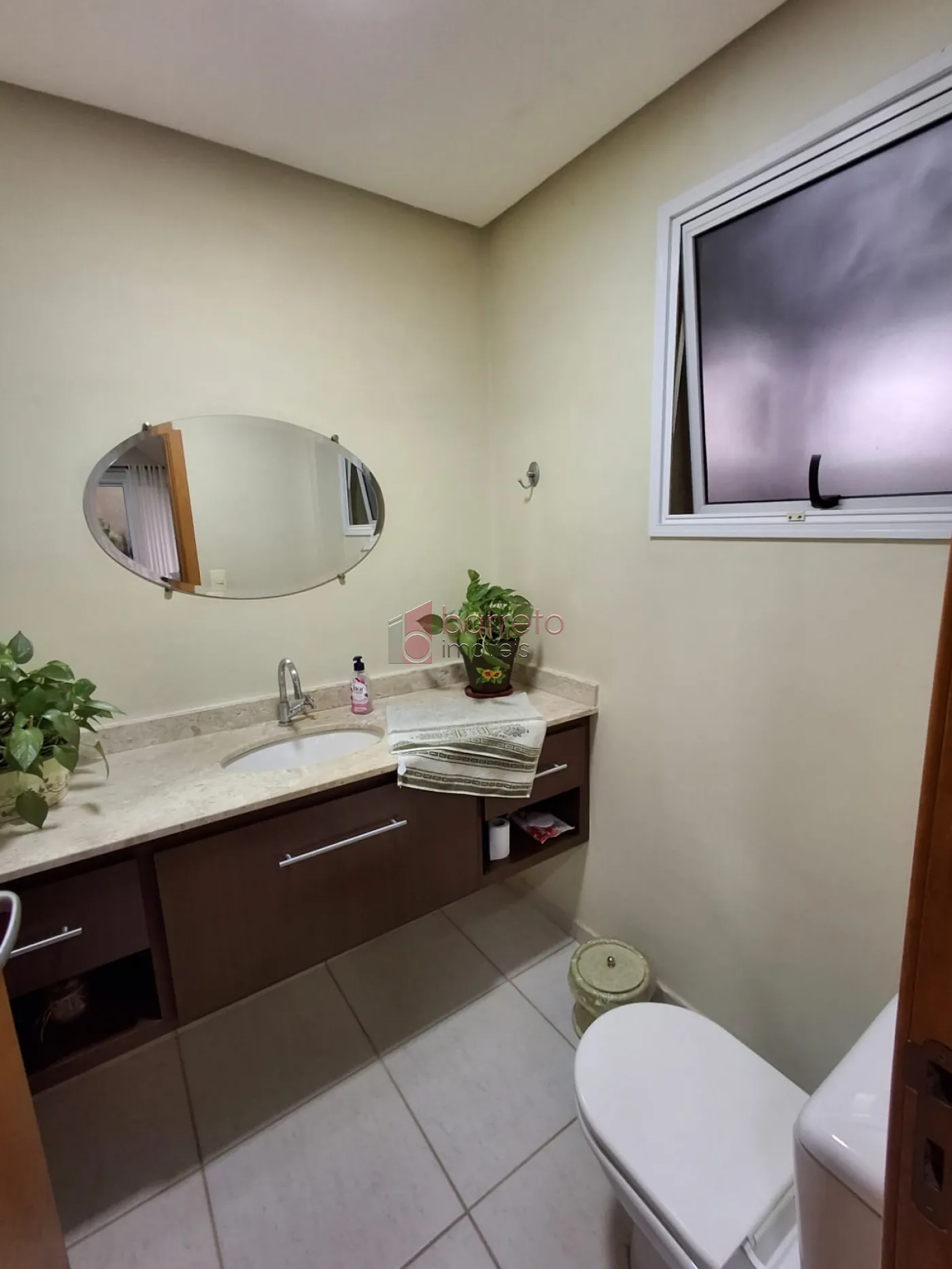 CASA PARA VENDA, NO CONDOMÍNIO VILLAGIO DA SERRA – BAIRRO JARDIM DAS SAMAMBAIAS – JUNDIAÍ – SP