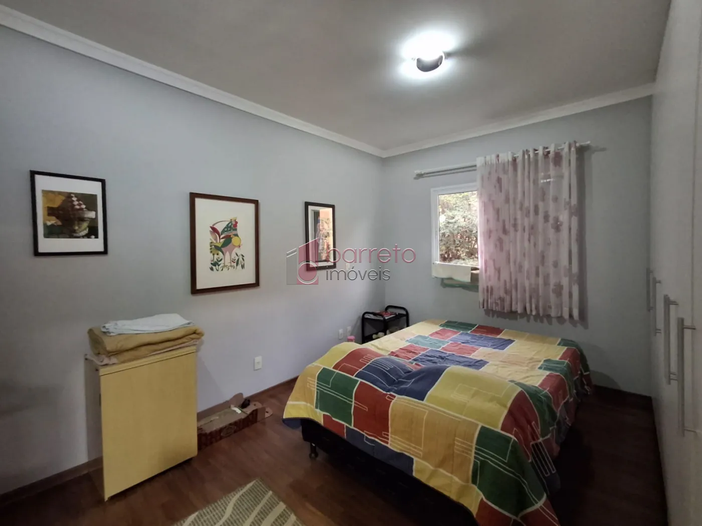 CASA PARA VENDA, NO CONDOMÍNIO VILLAGIO DA SERRA – BAIRRO JARDIM DAS SAMAMBAIAS – JUNDIAÍ – SP