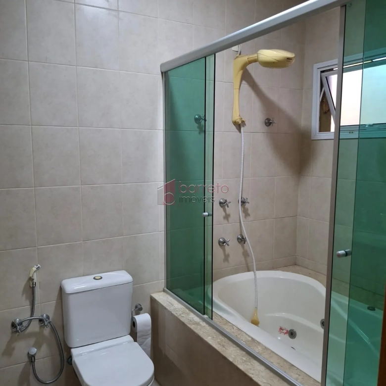 CASA PARA VENDA NO CONDOMÍNIO VILLAGIO DA SERRA – JUNDIAÍ/SP