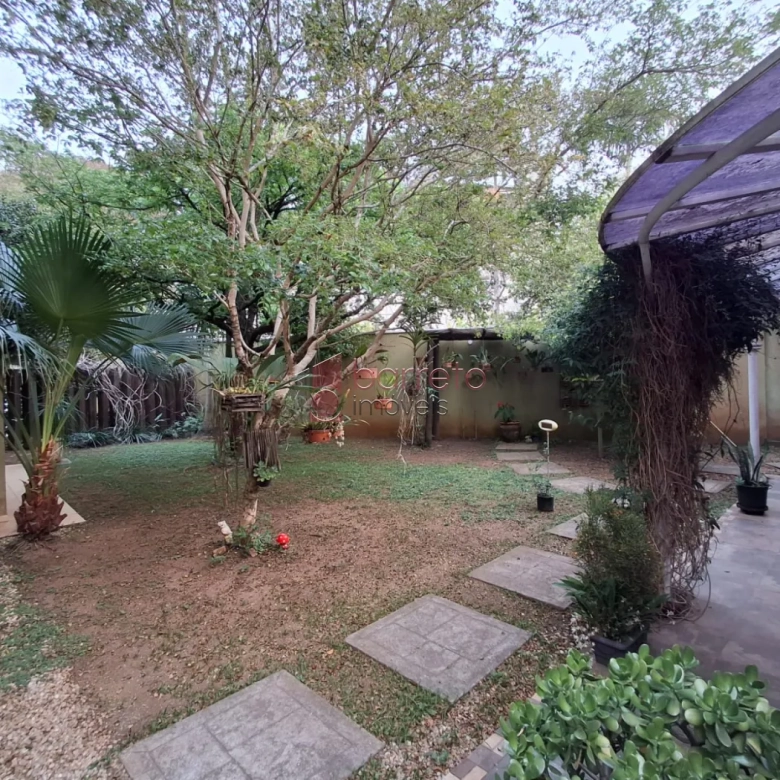 CASA PARA VENDA NO CONDOMÍNIO VILLAGIO DA SERRA – JUNDIAÍ/SP