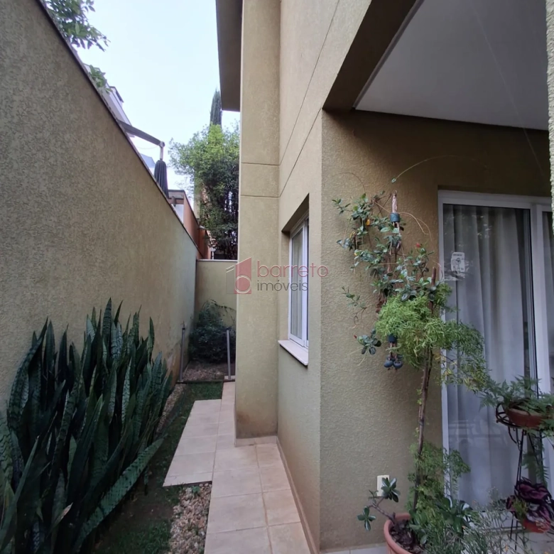 CASA PARA VENDA NO CONDOMÍNIO VILLAGIO DA SERRA – JUNDIAÍ/SP