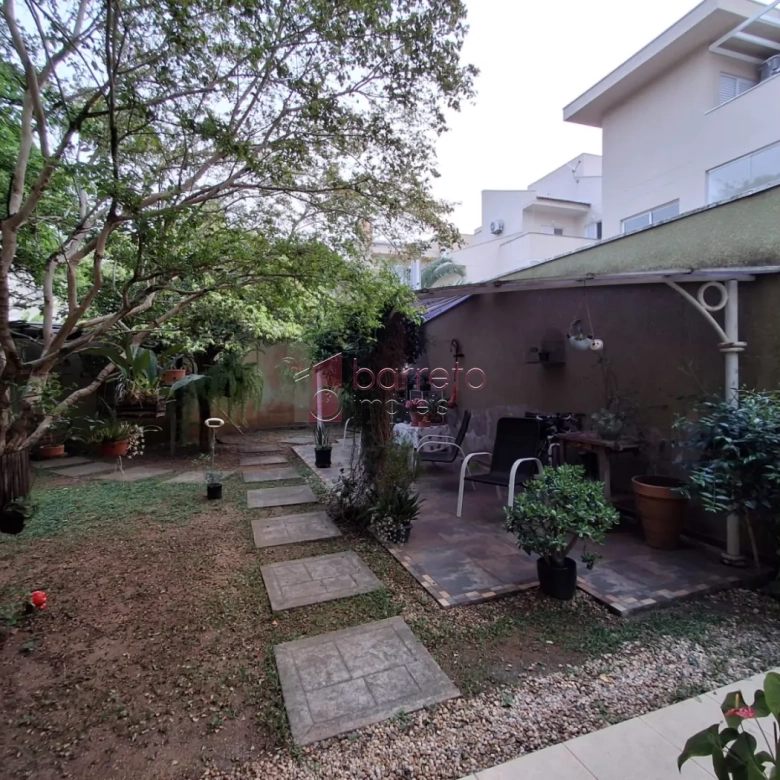 CASA PARA VENDA NO CONDOMÍNIO VILLAGIO DA SERRA – JUNDIAÍ/SP