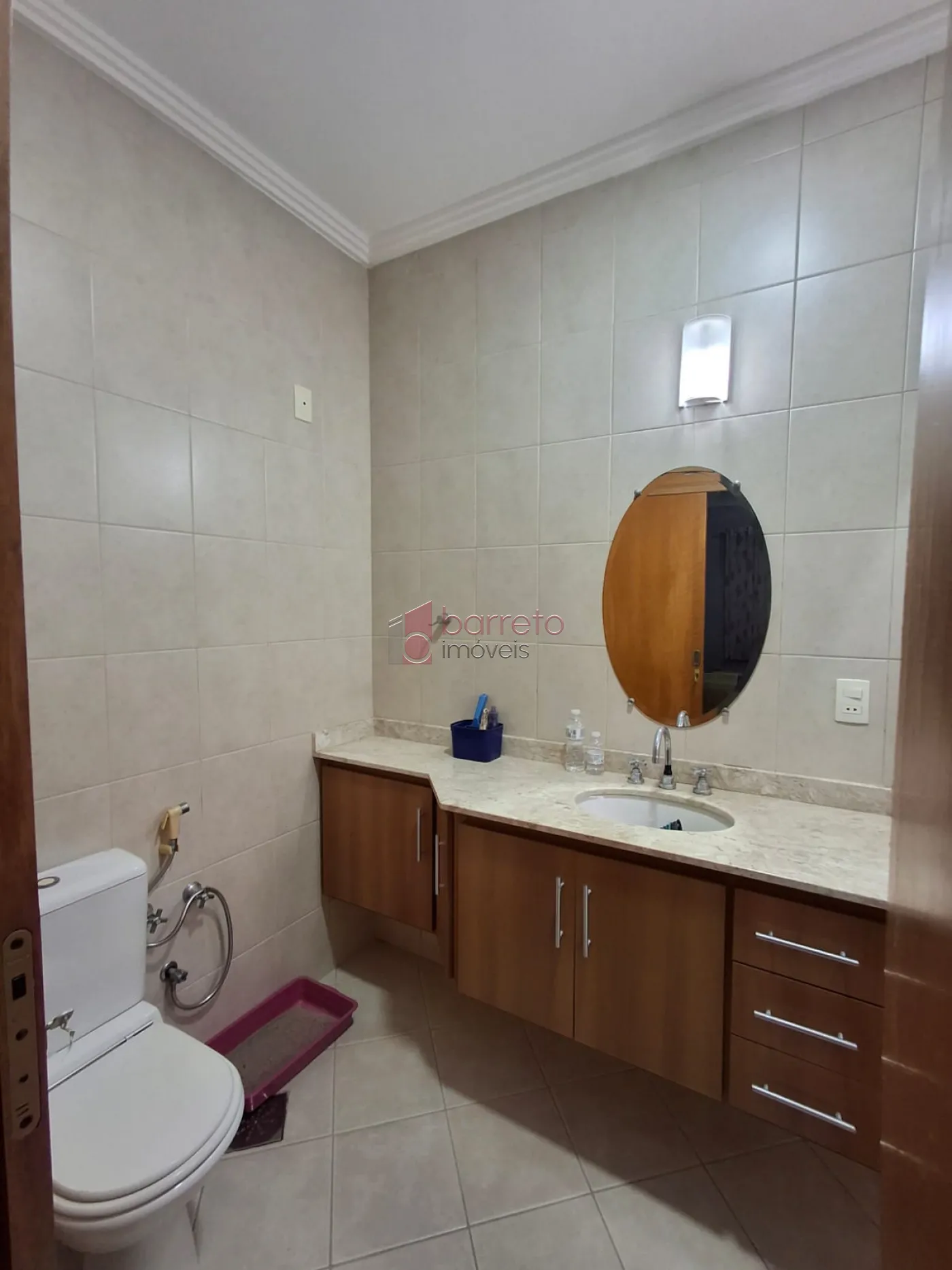 CASA PARA VENDA, NO CONDOMÍNIO VILLAGIO DA SERRA – BAIRRO JARDIM DAS SAMAMBAIAS – JUNDIAÍ – SP