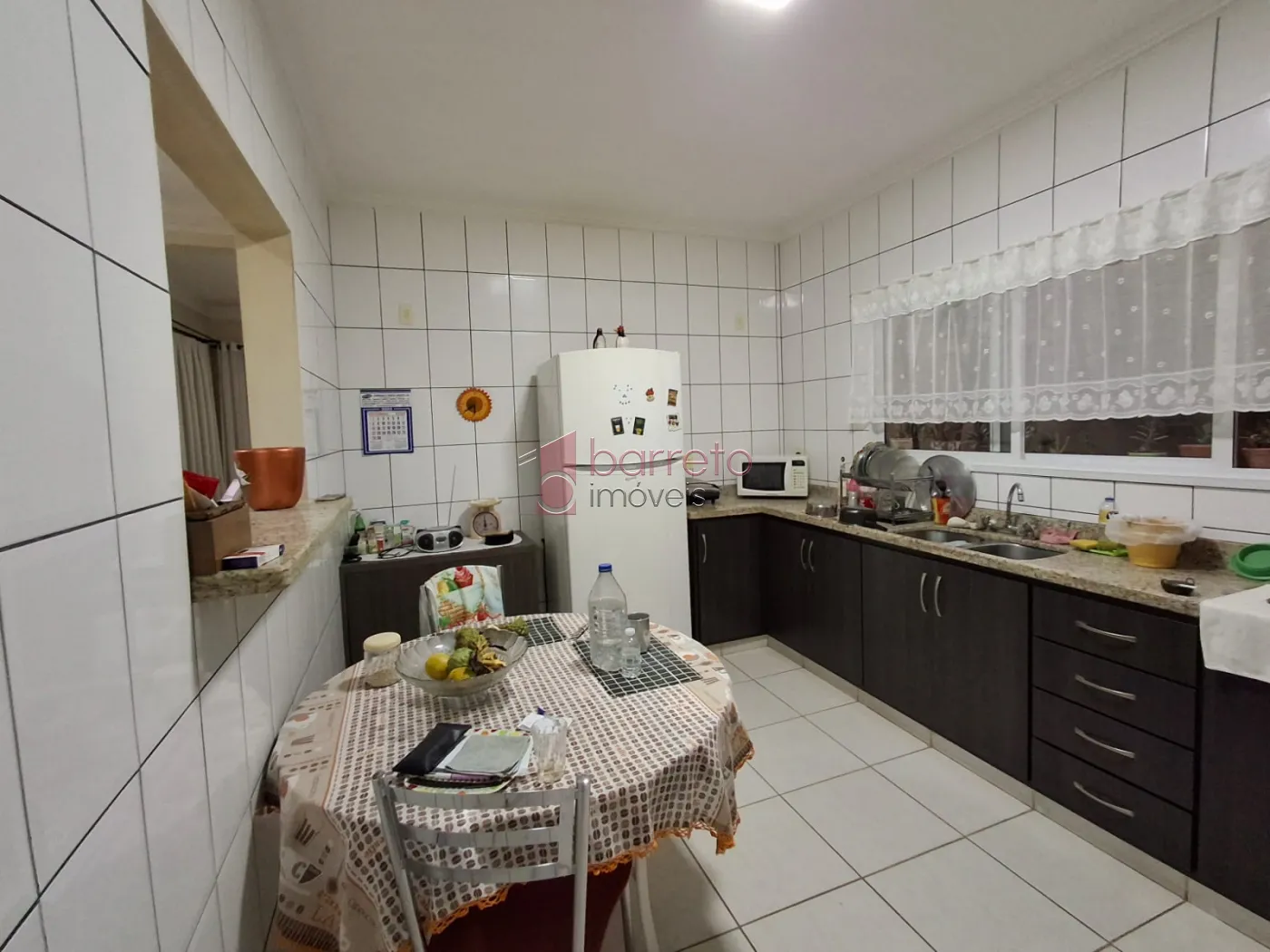 CASA PARA VENDA, NO CONDOMÍNIO VILLAGIO DA SERRA – BAIRRO JARDIM DAS SAMAMBAIAS – JUNDIAÍ – SP