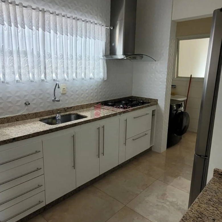 SOBRADO À VENDA – 03 QUARTOS – MORADA DO HORTO – JUNDIAÍ/SP