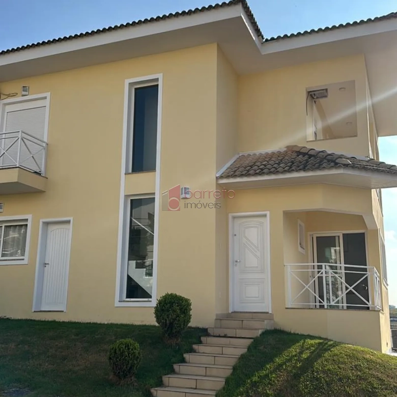 SOBRADO À VENDA – 03 QUARTOS – VILLAGE DAS FLORES – JUNDIAÍ/SP
