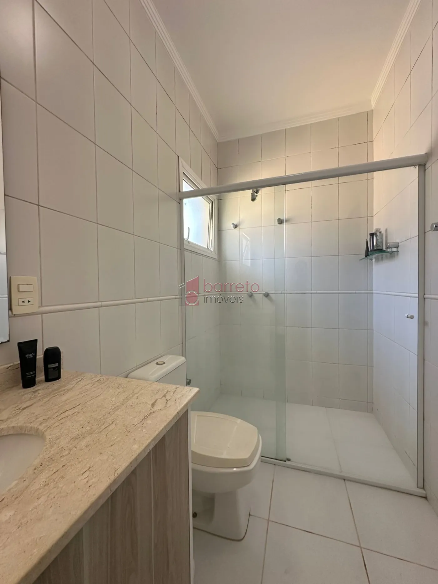 SOBRADO À VENDA – 03 QUARTOS – VILLAGE DAS FLORES – JUNDIAÍ/SP