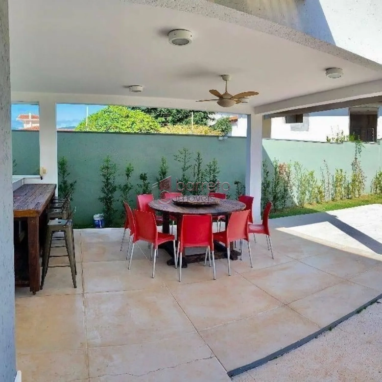 CASA À VENDA NO JARDIM NOVO MUNDO EM JUNDIAÍ/SP
