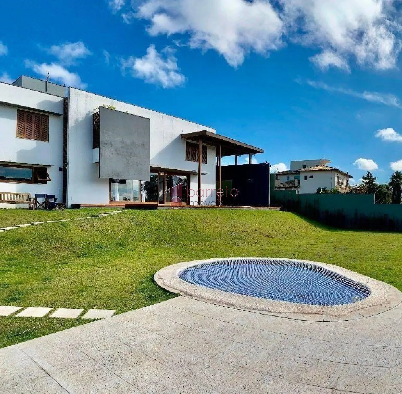 CASA À VENDA NO JARDIM NOVO MUNDO EM JUNDIAÍ/SP