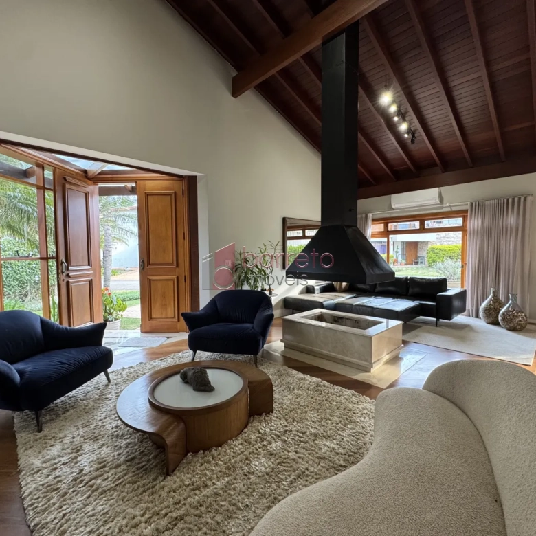 CASA TÉRREA À VENDA – 05 QUARTOS – MALOTA – JUNDIAÍ/SP
