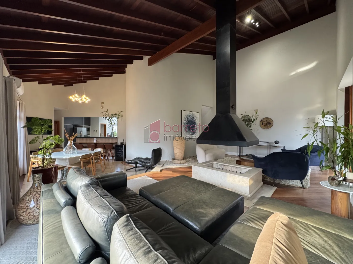 CASA TÉRREA À VENDA – 05 QUARTOS – MALOTA – JUNDIAÍ/SP