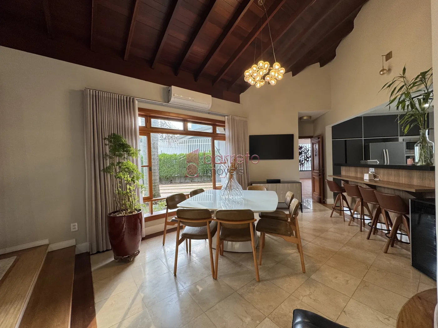 CASA TÉRREA À VENDA – 05 QUARTOS – MALOTA – JUNDIAÍ/SP