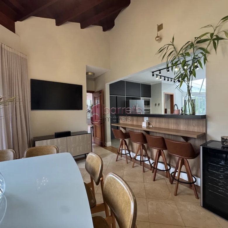 CASA TÉRREA À VENDA – 05 QUARTOS – MALOTA – JUNDIAÍ/SP