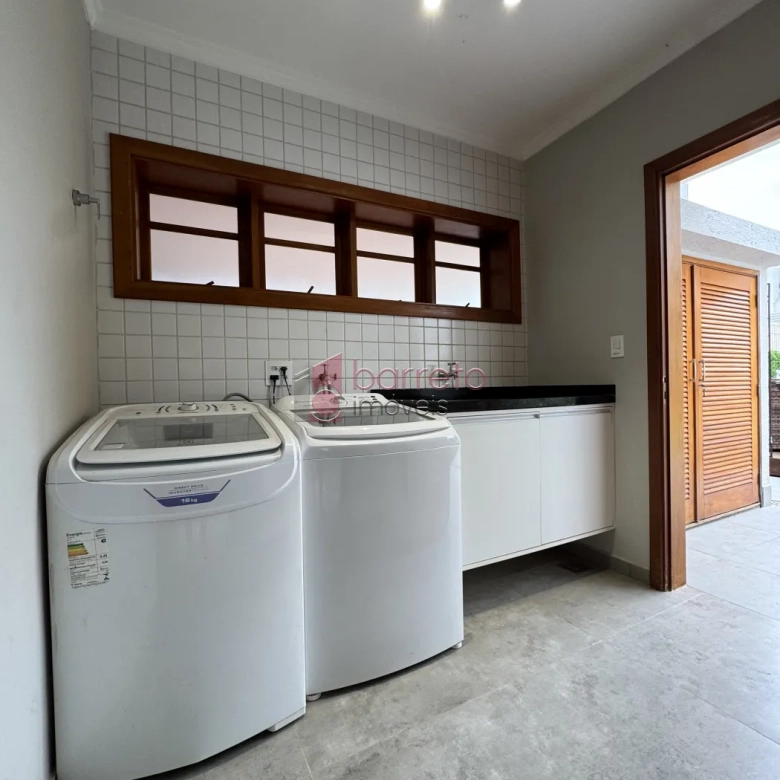 CASA TÉRREA À VENDA – 05 QUARTOS – MALOTA – JUNDIAÍ/SP