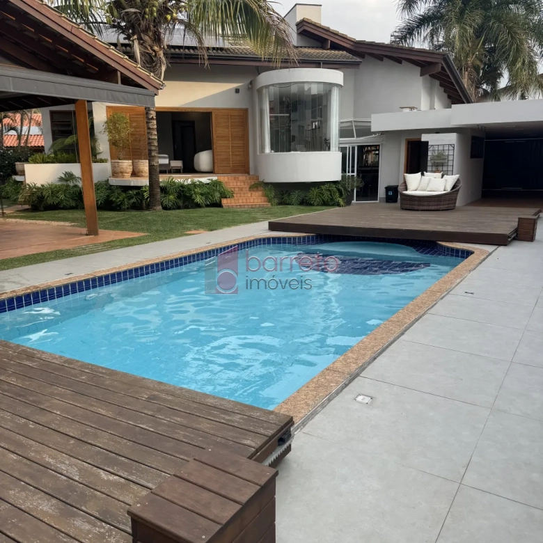 CASA TÉRREA À VENDA – 05 QUARTOS – MALOTA – JUNDIAÍ/SP