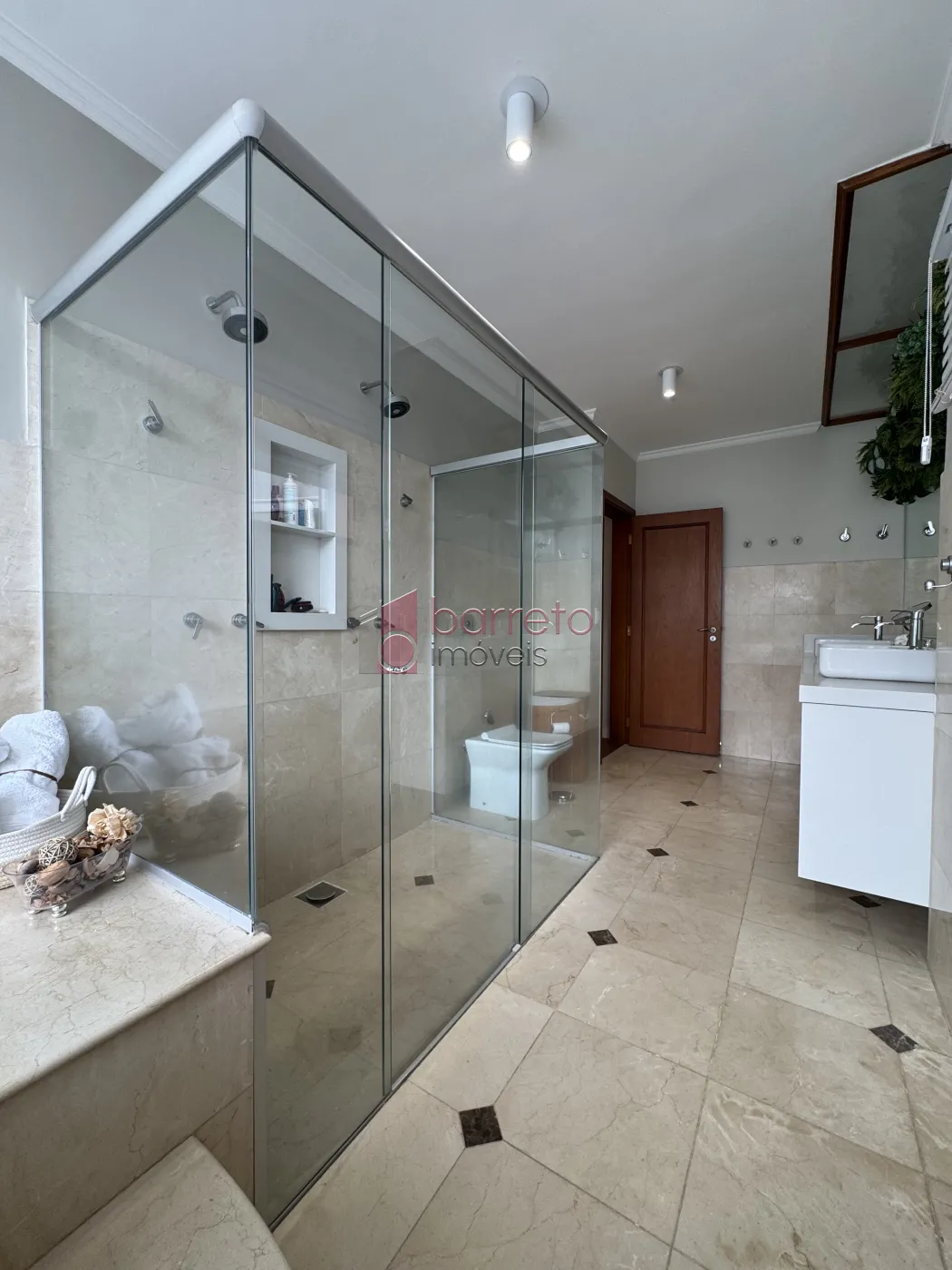 CASA TÉRREA À VENDA – 05 QUARTOS – MALOTA – JUNDIAÍ/SP
