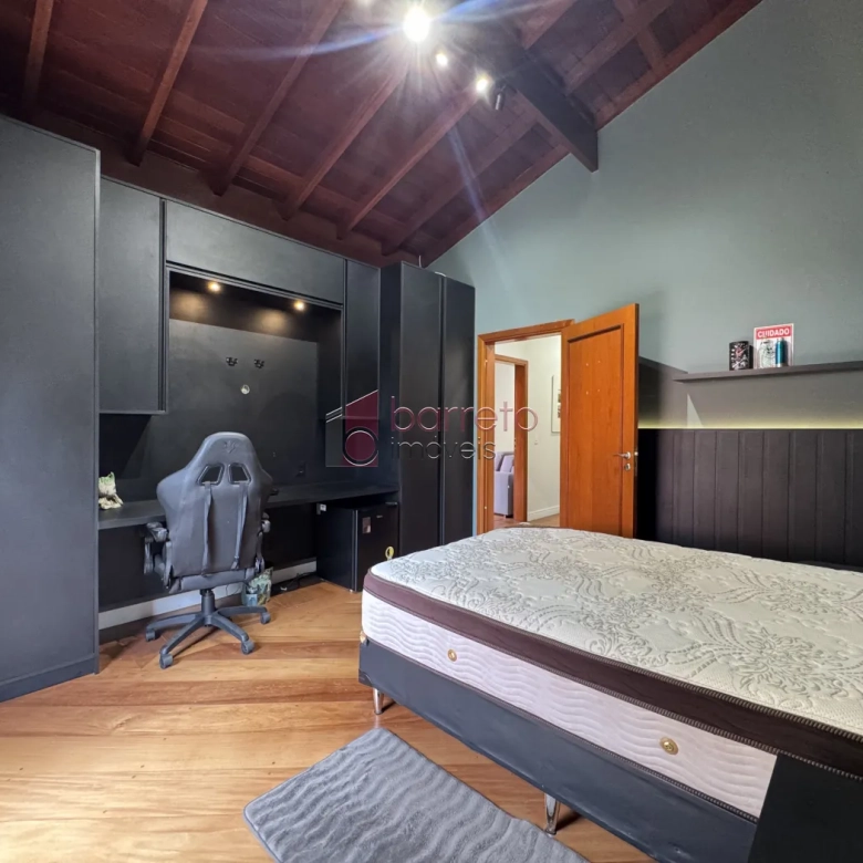 CASA TÉRREA À VENDA – 05 QUARTOS – MALOTA – JUNDIAÍ/SP